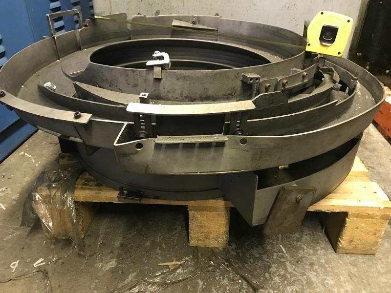 VIBRATORY FEEDER BOWLS