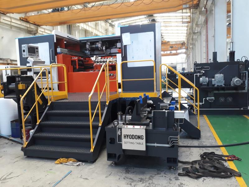 HYODONG HRBP-623 6 DIE BOLT PARTS FORMER W/ROBOT TOOL CHANGER