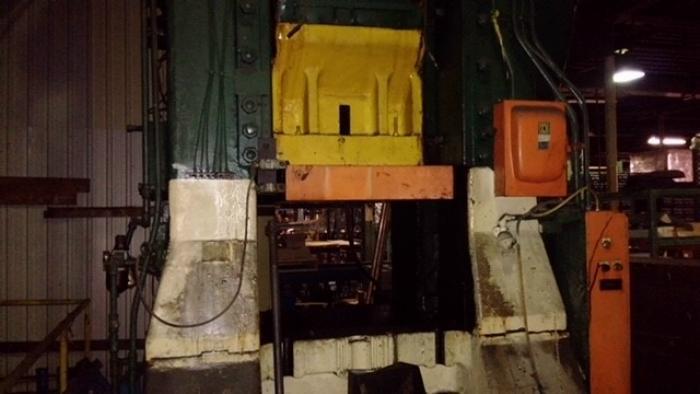 CLEVELAND 10K 1000T KNUCLE JOINT PRESS