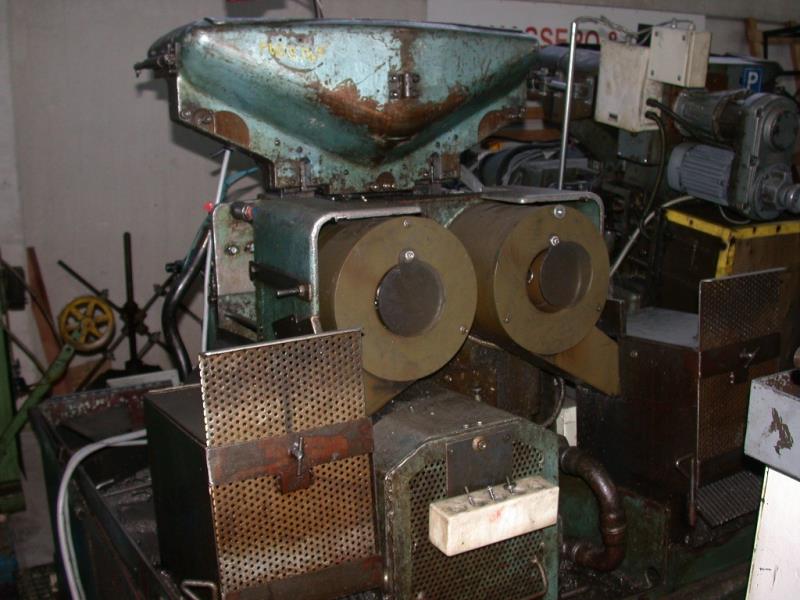 NUTAP MAS-14 NUT TAPPING MACHINE