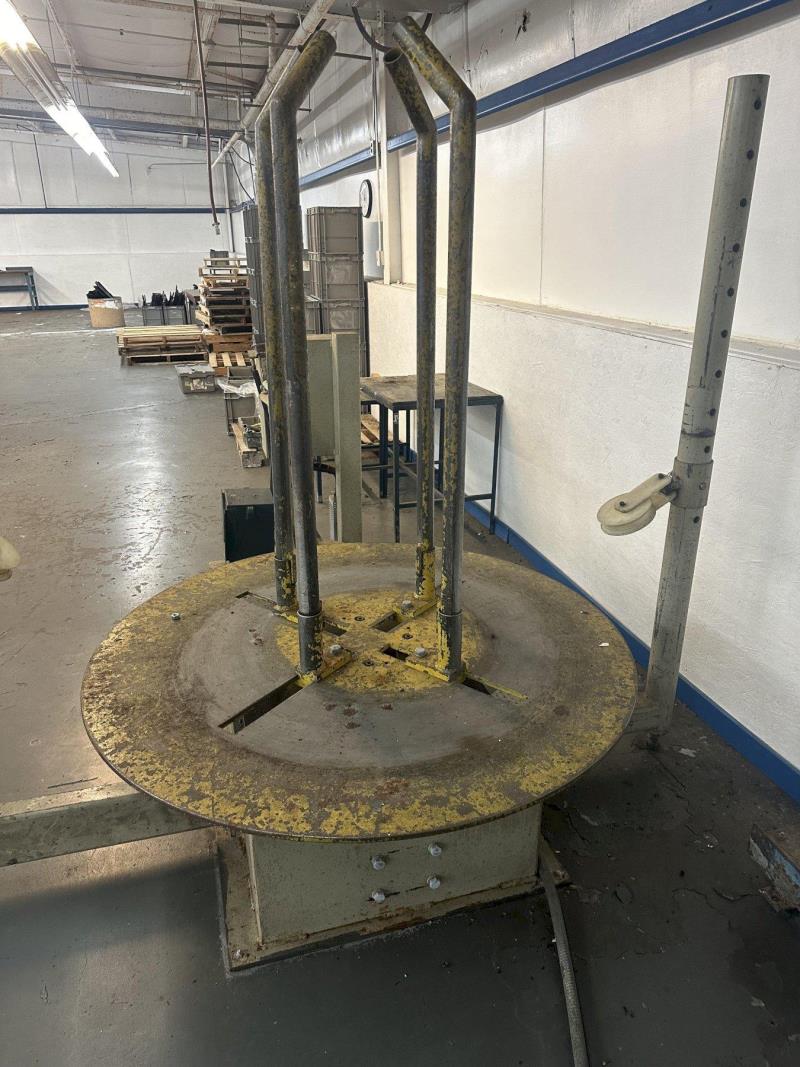 DTI 5003 POWERED WIRE TURNTABLE