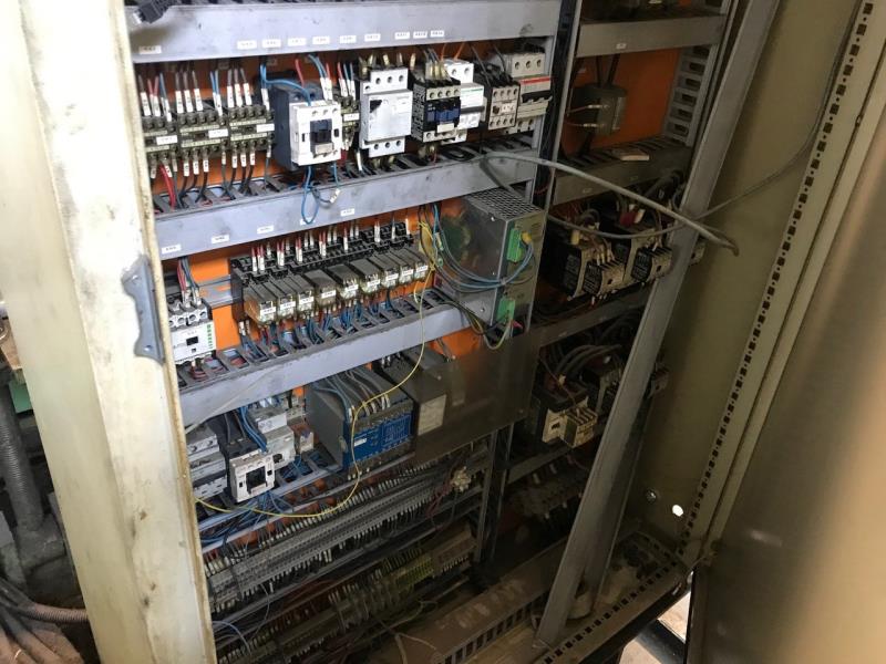 ASAHI OKUMA AT-1010 2 DIE 2 BLOW COLD HEADER