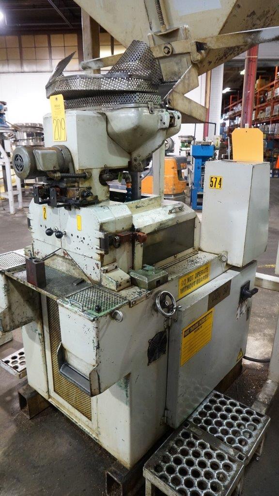 SHIMAZU 3NF TWIN SPINDLE NUT TAPPING MACHINE