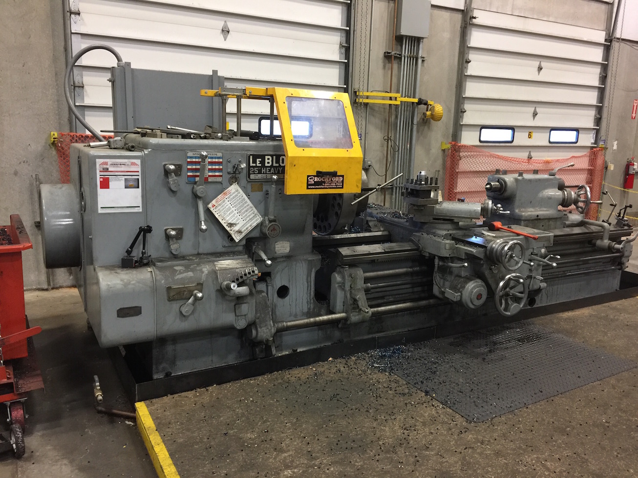 25" LEBLOND HD, 32"/18" SWING, 50" IN GAP, SLIDING BED, 96/156" CENTERS, 25 HP, TAPER, S.R., 625 RPM