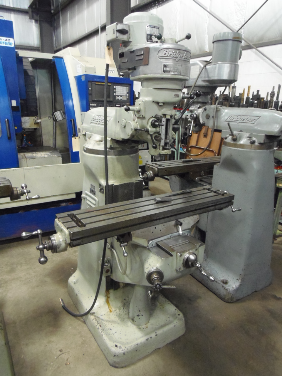 BRIDGEPORT SERIES I VERTICAL MILL, BELT PULLEY, 9" x 42" TABLE, 1964
