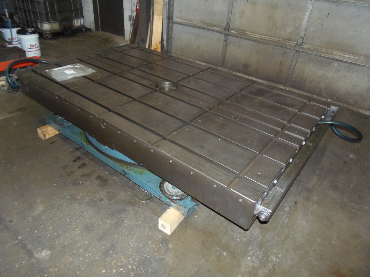 60 X 96 GIDDING & LEWIS MANUAL HEAVY-DUTY AIR LIFT, 30,000 LOAD CAP.