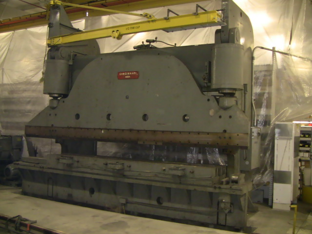 600 CINCINNATI HYDRAULIC, MODEL 600H-14, 20' OVERALL LENGTH, RAPIDS, 20" EXTENDED STROKE
