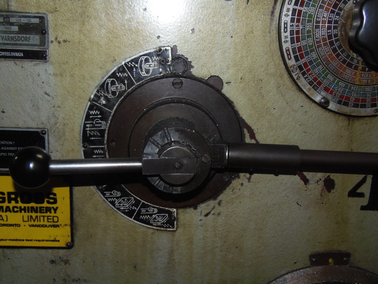 3.93" TOS HORIZONTAL TABLE TYPE BORING MILL, MODEL H100A, 49" x 49" TABLE, 6-900 RPM, 1965