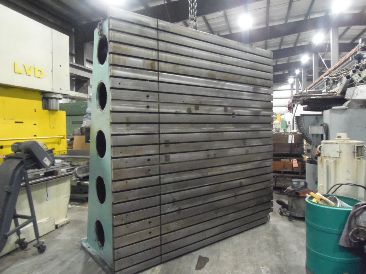10' X 10' CINCINNATI GILBERT, T-SLOTTED ANGLE PLATE