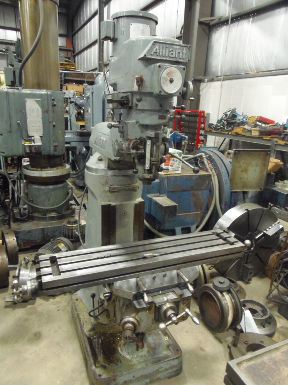 ALLIANT VERTICAL MILL, 9" x 42" TABLE, 2 HP MOTOR, 60-4500 RPM