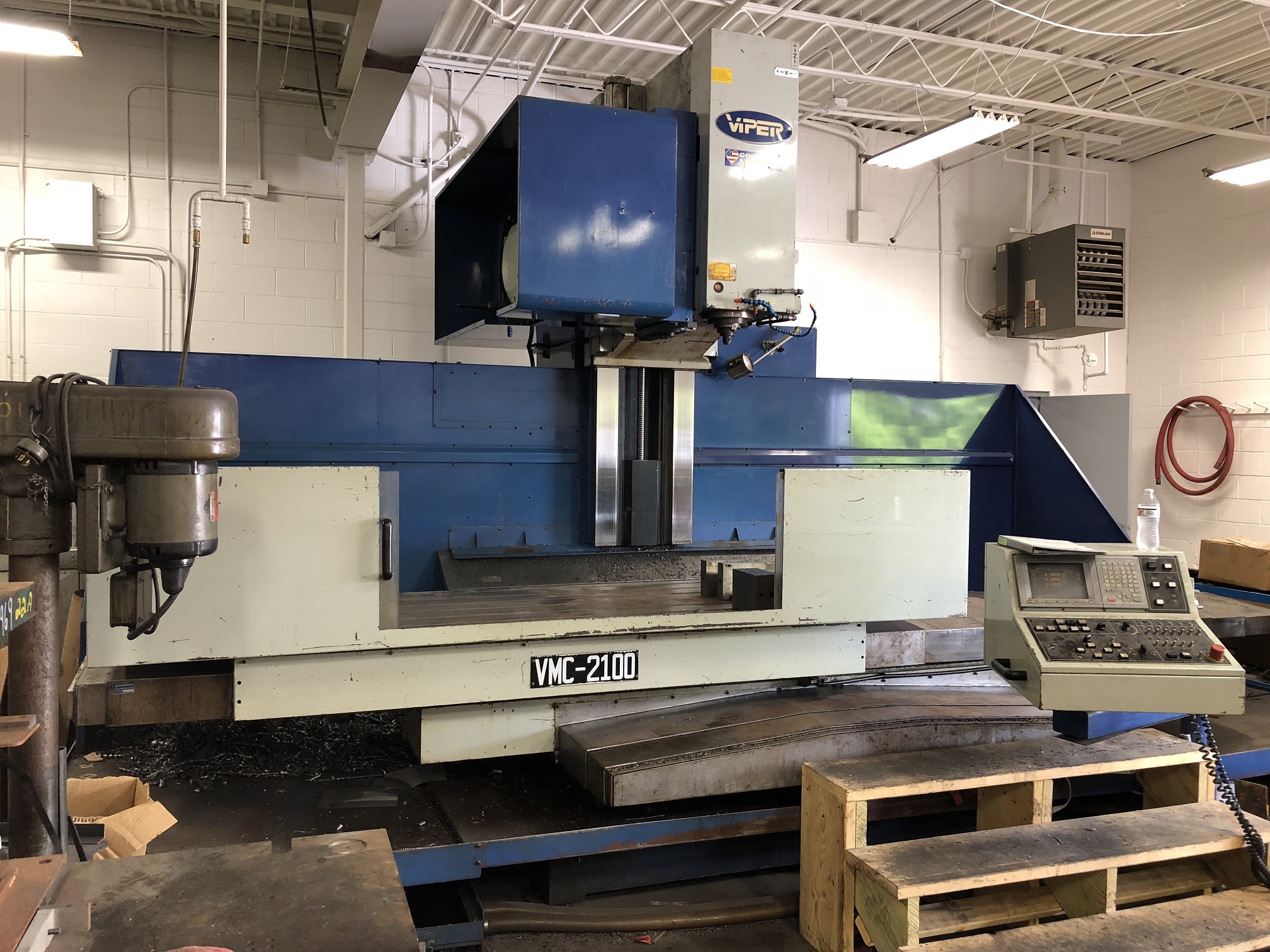 MIGHTY VIPER VMC-2000XT, 40" x 80" x 39", 4000 RPM, 48"
TABLE TO SPINDLE FACE, 50 TAPER, BOX WAYS, MITSUBISHI MELDAS 500 CONTROL