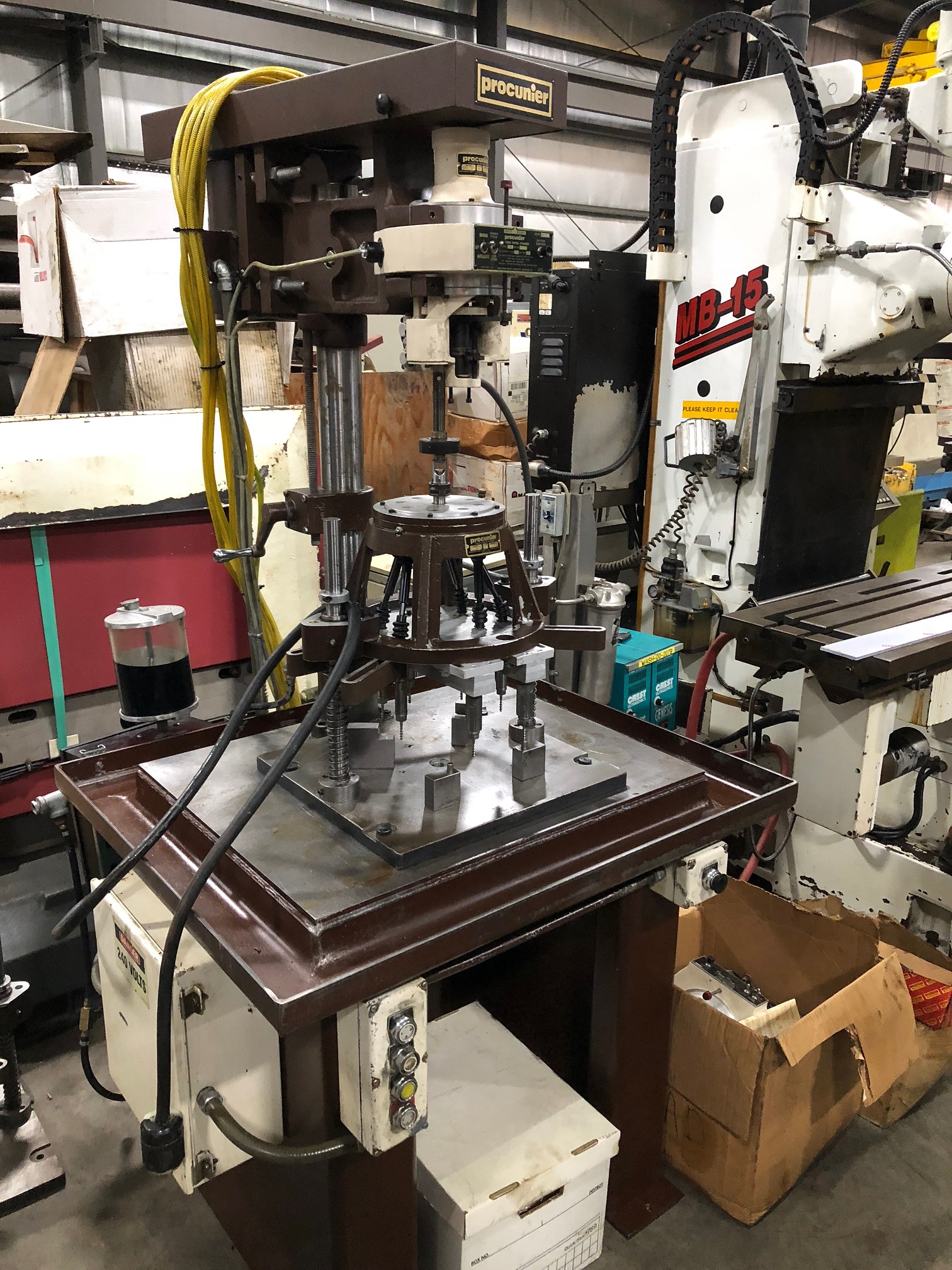 PROCUNIER MULTIPLE SPINDLE MACHINE MODEL 3037 WITH 2 3AL LEADSCREW HEADS