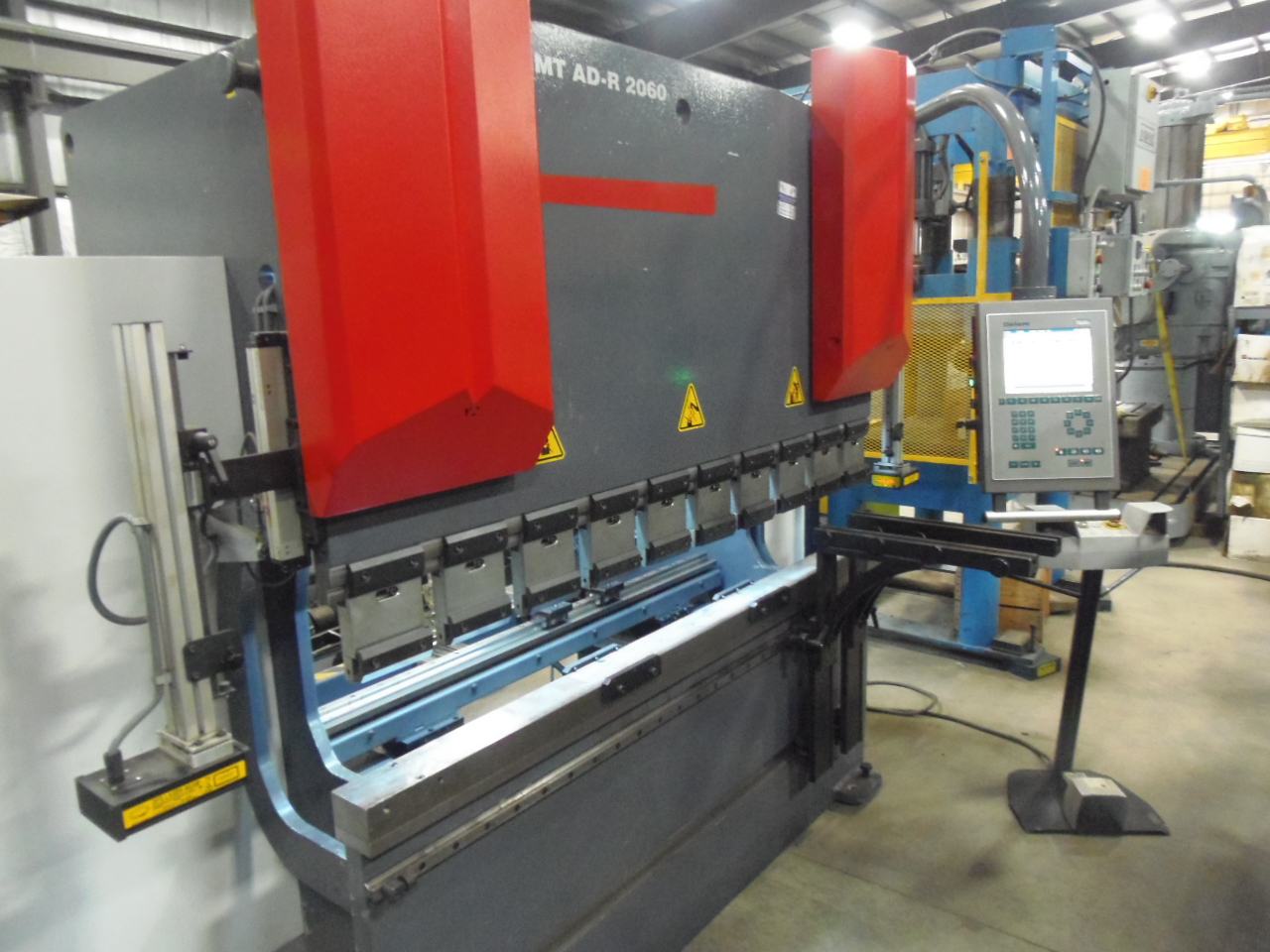 66 TON X 80" DURMA, 2012, MODEL AD-62060, DELEM DA-56 CNC CONTROL