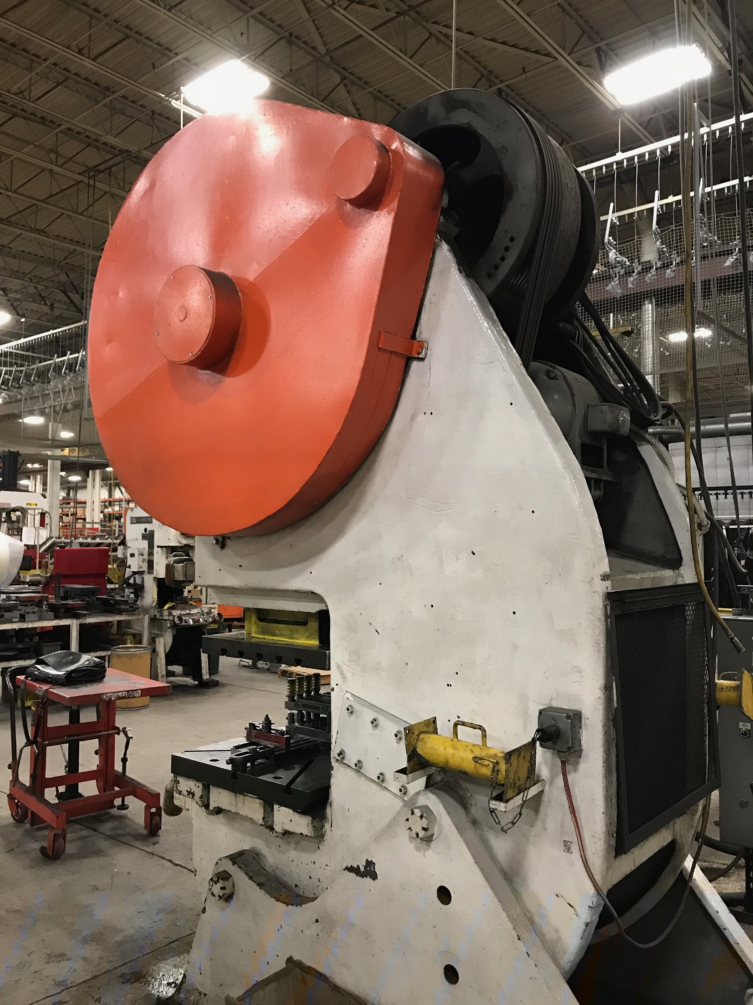 100 TON WARCO, 6" STR., 35 SPM. 30 X 39 BED