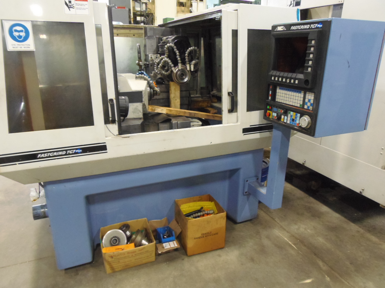7 AXIS ANCA FASTGRIND CNC TOOL GRINDER, MODEL TG7+ , SYSTEM 32 CNC CONTROL, 1997