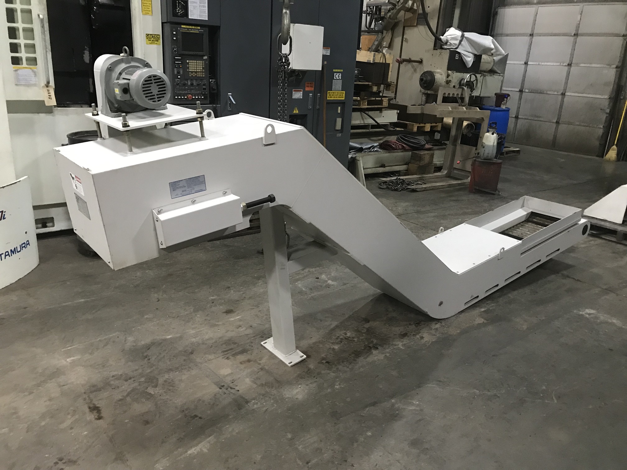 SUNGWOO CHIP CONVEYOR, 20 x 37 COLLECTION AREA, MODEL VTC 16/20, 220 VOLTS, 44" DISCHARGE HEIGHT