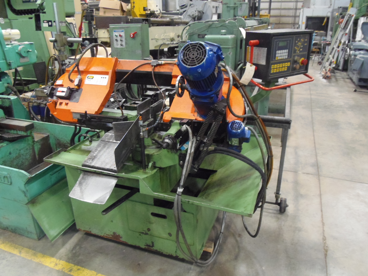 10" FMB JUPITER MITERING AUTO BAND SAW, 10.25" 0 DEGREES, 7.87" 45 DEGREES, AUTO DOUBLE VISE FEED