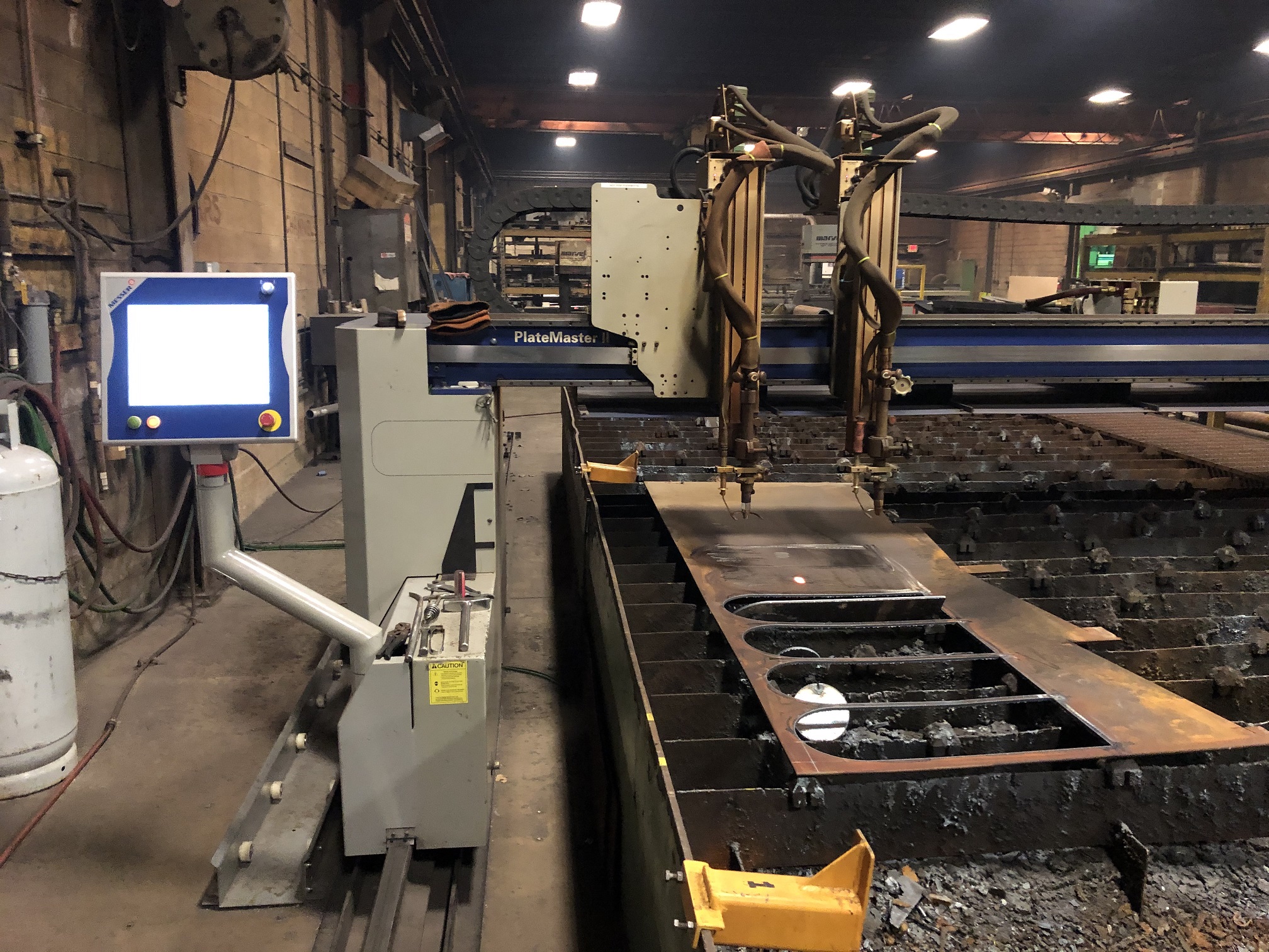 12' X 24' MESSER PLATEMASTER II, 2014, 2 TORCH, WATER TABLE