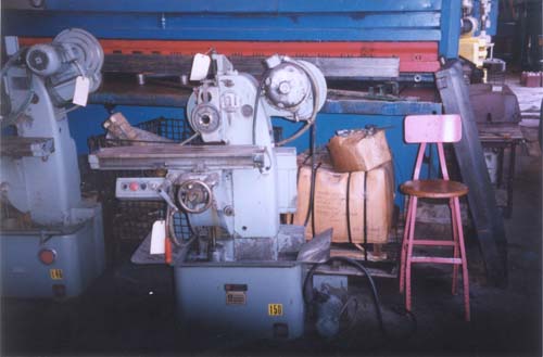 NICHOLS HAND MILL, 7 X 25 TABLE, 1.5 HP, COOLANT