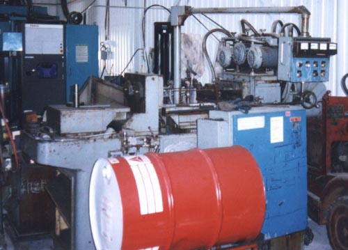 DEHOFF, 1970, 3 SPINDLES, 18" STR., 1/2" CAP.