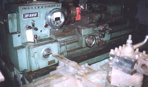 20" x 60", LODGE & SHIPLEY, 2-1/8" HOLE, 16" BED WIDTH, STEADY REST, TAPER ATTACH., 1968, 1500 RPM