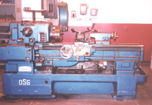 13" x 42" cc, DEAM SMITH & GRACE, 1959,3 H.P,10" 3+4 JAW,COOLANT,TAPER,TAILSTOCK