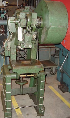 15 Ton, ROUSSELLE, 1975, 2" STR., 7-3/4 SHUT HEIGHT, 110 SPM