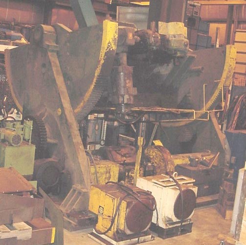 125,000 WELDING POSITIONER,  22' TABLE, POWER TILT, POWER ROTATION, VARY SPEED, FLUSH FLOOR MOUNT