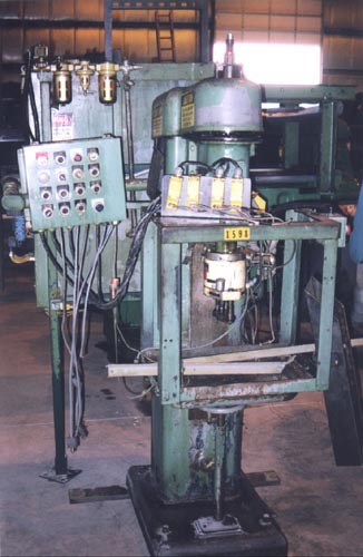 No. EO, CLEVELAND TAPPER,  1/2" CAPACITY,  ZAGER MULTI SPINDLE HEAD,
