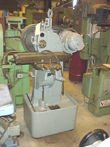 NICHOLS HORIZONTAL HAND MILL, 7" X 25" TABLE, 1.5 HP