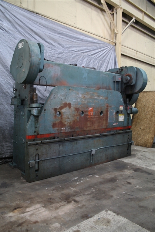 225 Ton, cincinnati, No. #9,O.A. 12', B.H. 10'6", S.H. 12", throat 8"