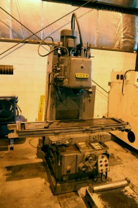 No. MH-3VII, OKK, BED TYPE, 15" x 65" TBL, MONO-LEVER, 50 TAPER, 10 HP, 1975