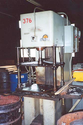 8 Ton, DENISON, 12"Str, 18"DLO, 1955, 20.5" F-B X 32" L-R