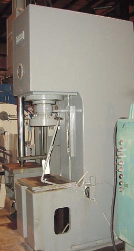 40 Ton, DENISON MODEL AC C FRAME, 10" CYLINDER, STROKE 18"