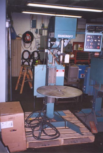 BANCROFT300 AMPWELDA-ROUND,  30"TBL.,  SPINDLE, & WIRE,DRO, 1998