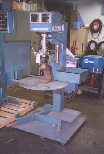 BANCROFT,300 AMP,WELDA-ROUND,30" TBL.,WIRE FEED, PEDESTAL BASE, 1994