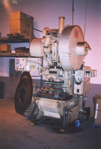 90 Ton, NIAGARA,4-1/2"STR.,14" SH.,39"x25"BED,40SPM., 1956,