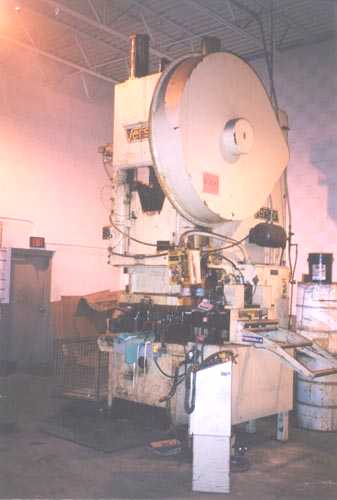 200 Ton, VERSON,10"STR.,24"SH.,58"x34"BED,35 SPM.,1977