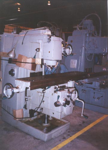 No. 307-S12, KEARNEY & TRECKER,12" x 60" TBL, 2000 RPM,7-1/2HP 1972