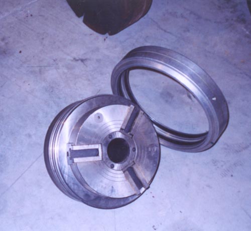 SMW, No. SP250, 3-Jaw,10" CHUCK SIZE,2.5" HOLE THUR CHUCK,EXTRA JAW,D1-8 BACK PL