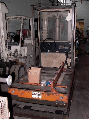 3,000 Lb., CROWN,ELECTRIC,STAND UP,48x42 HYD. DIE HANDLER FOR MOVING DIES ON/OFF OF TABLES OR PRESSES