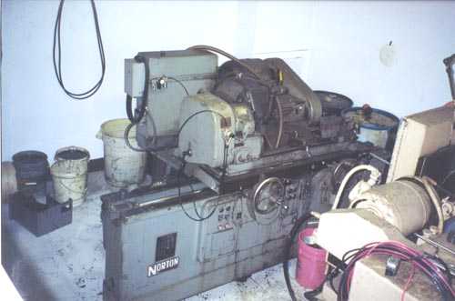 6" x 30", NORTON,7.5 HP,20" WHEEL,PLUNGE,INFEED, 1953,