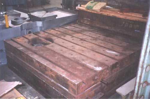 T-SLOTTED FLOOR PLATE,(5) 8' x 8' x 15", (8) TEE-SLOTS