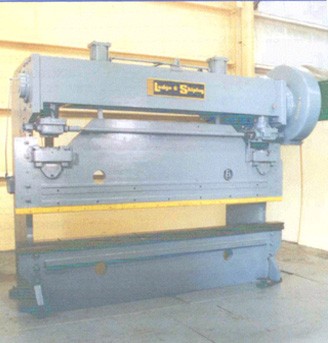 150 Ton, LODGE & SHIPLEY, No. 150X10,3"STR, 8" THROAT, 10HP MAIN MOTR, 1960,