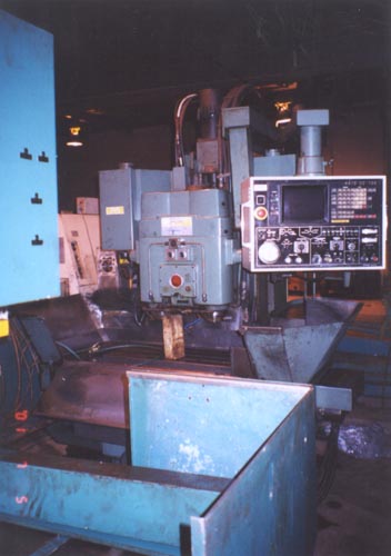 29.9"X, 16.1"Y, 19.1"Z, MATSURA, No. MC-760V-DC,FANUC 6M W/CRT,40 SPND TPR, 1983