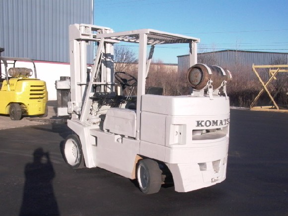 8970 Lb., KOMATSU, No. FG45S-4,  60"  FORKS, PROPANE, SIDESHIFT, 1986,  93" MAST HEIGHT
