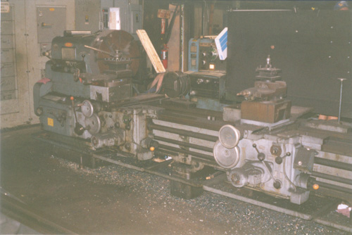 38" x 444" cc, VDF MCDOUGAL, 710 RPM, 25" 4 JAW, INCH/METRIC, DUAL CARRIAGE