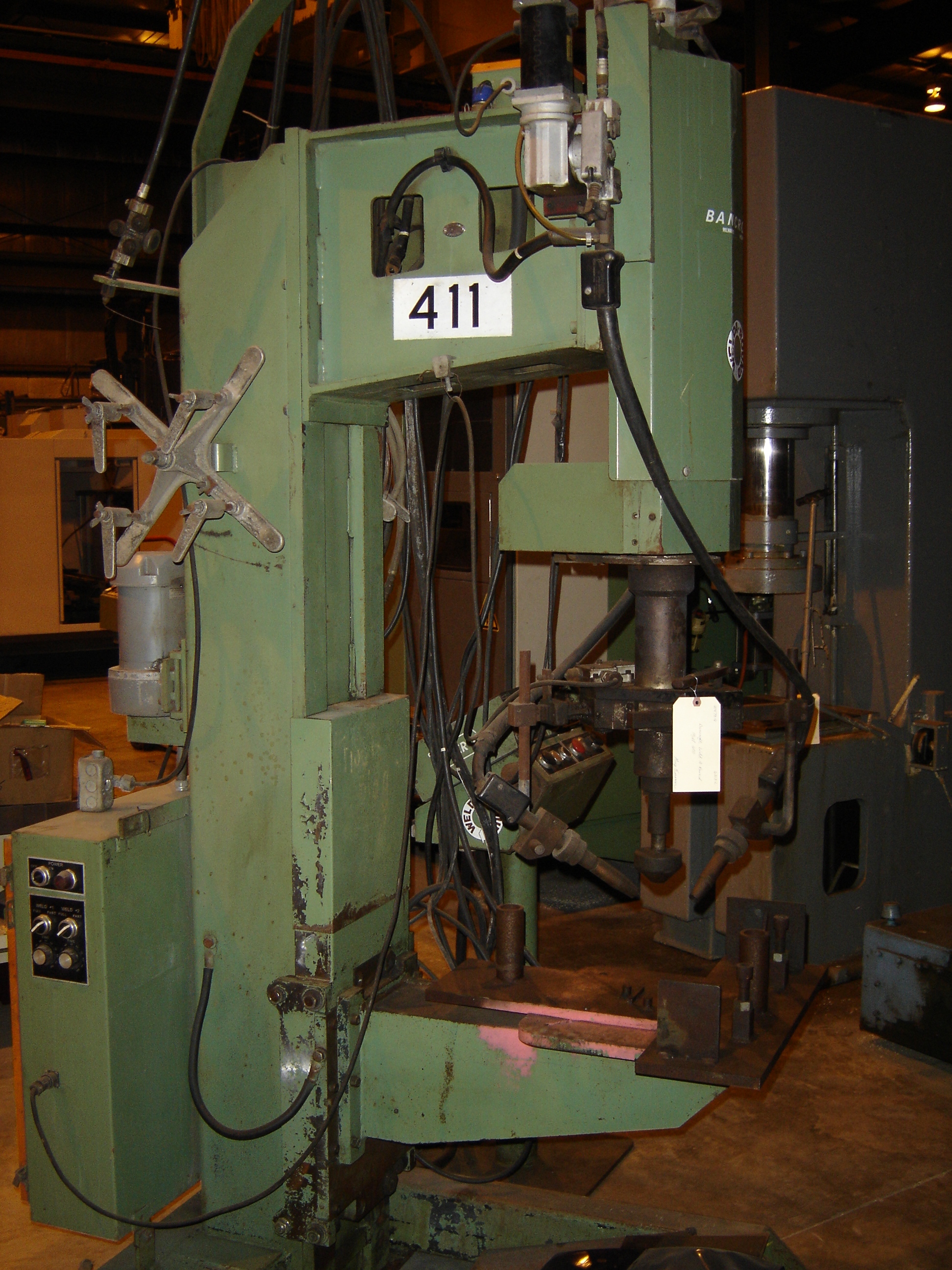 BANCROFT, No. 600, 1974, 25" DIAMETER,DUAL TORCH, 16" TABLE