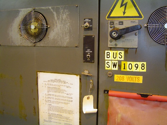HAMAI 3VS, FANUC 10M, 20" x 16" x 18", 5000 RPM, 7.5 HP, CAT 40, 16 ATC, EXT MEM, '86