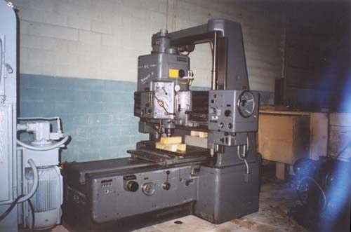 SIP HYDROPTIC 6, 43 X 33 TABLE, TOOLING, 37" X 28" TRAVELS, 2000 RPM